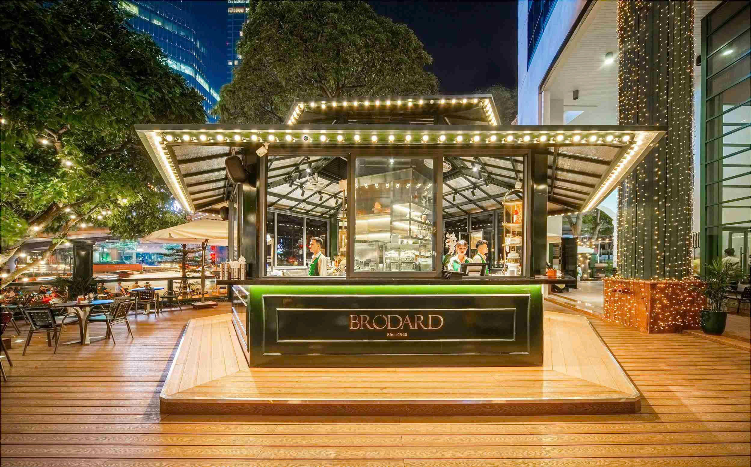 Cafe Brodard – Hanoi Daewoo Hotel