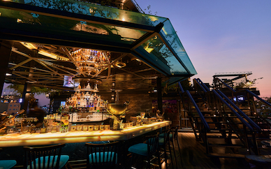 Moonlight Sky Bar – La Siesta Hanoi Hotel