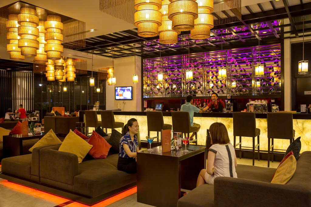 Lobby Bar – NOVOTEL Ha Long Bay