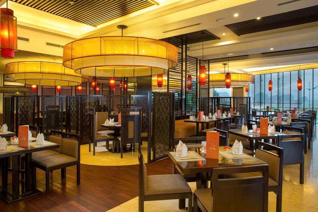 The Square Restaurant – NOVOTEL Ha Long Bay